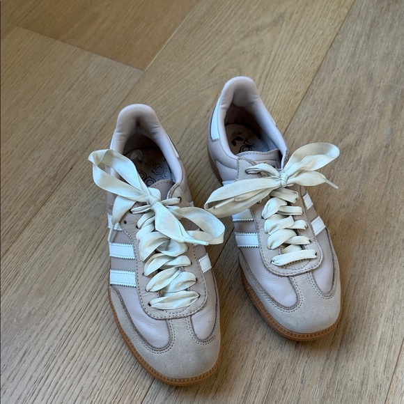 adidas Shoes - Adidas Samba Sneakers
